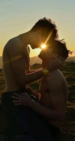 Contos Gay - Explore histórias eróticas da categoria Gay